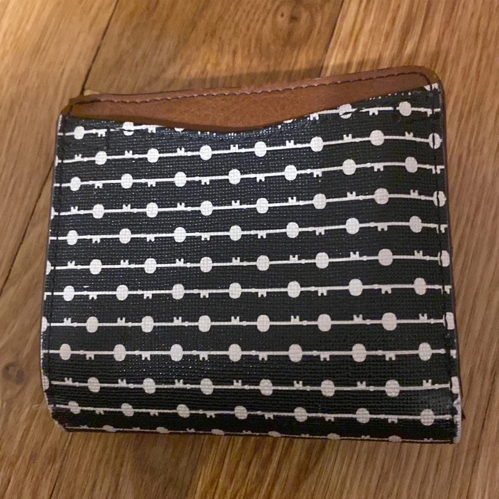 Fossil women’s wallet - Picture 2 of 7